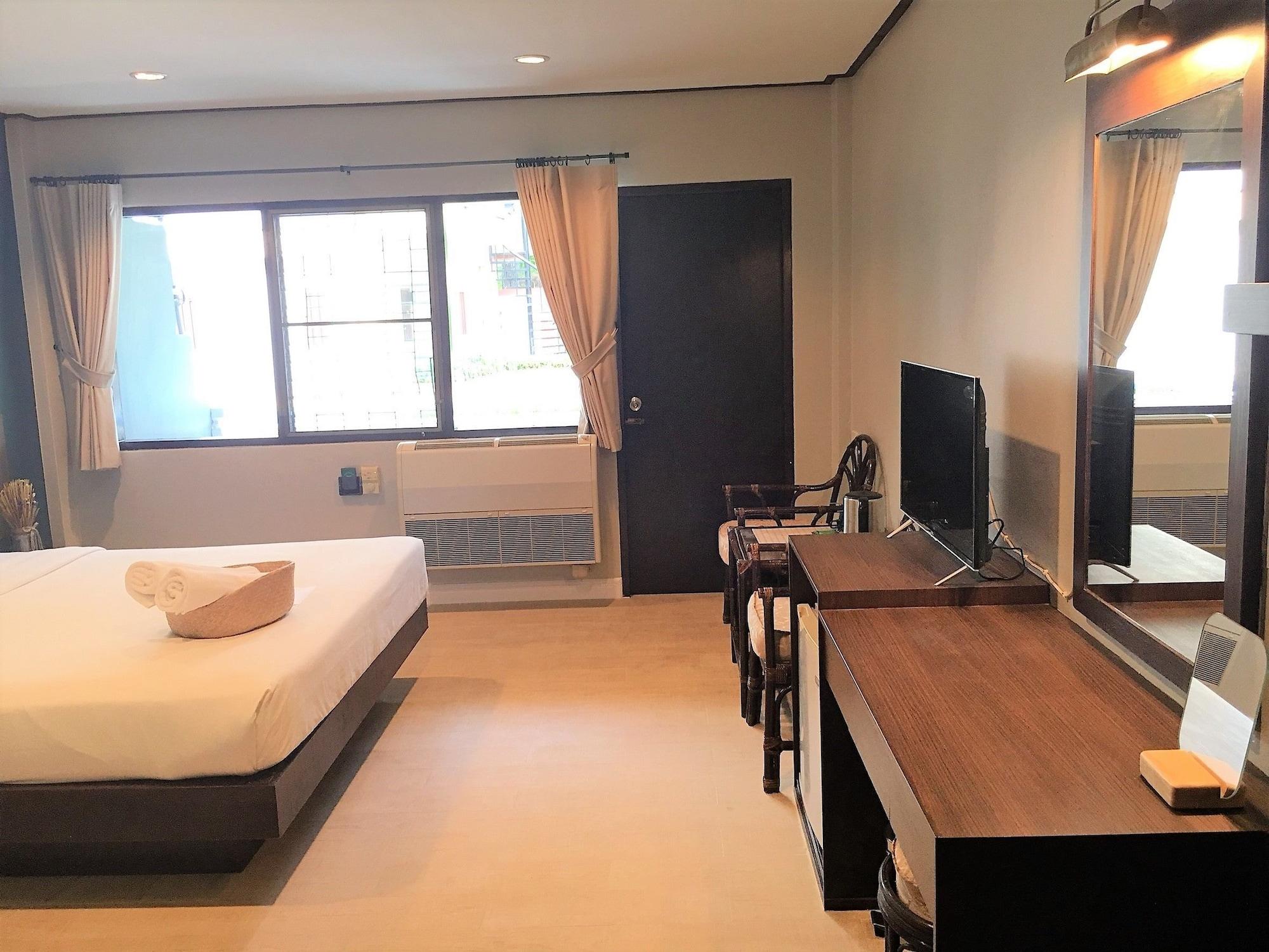 Let'S Hyde Pattaya Resort & Villas - Pool Cabanas Εξωτερικό φωτογραφία