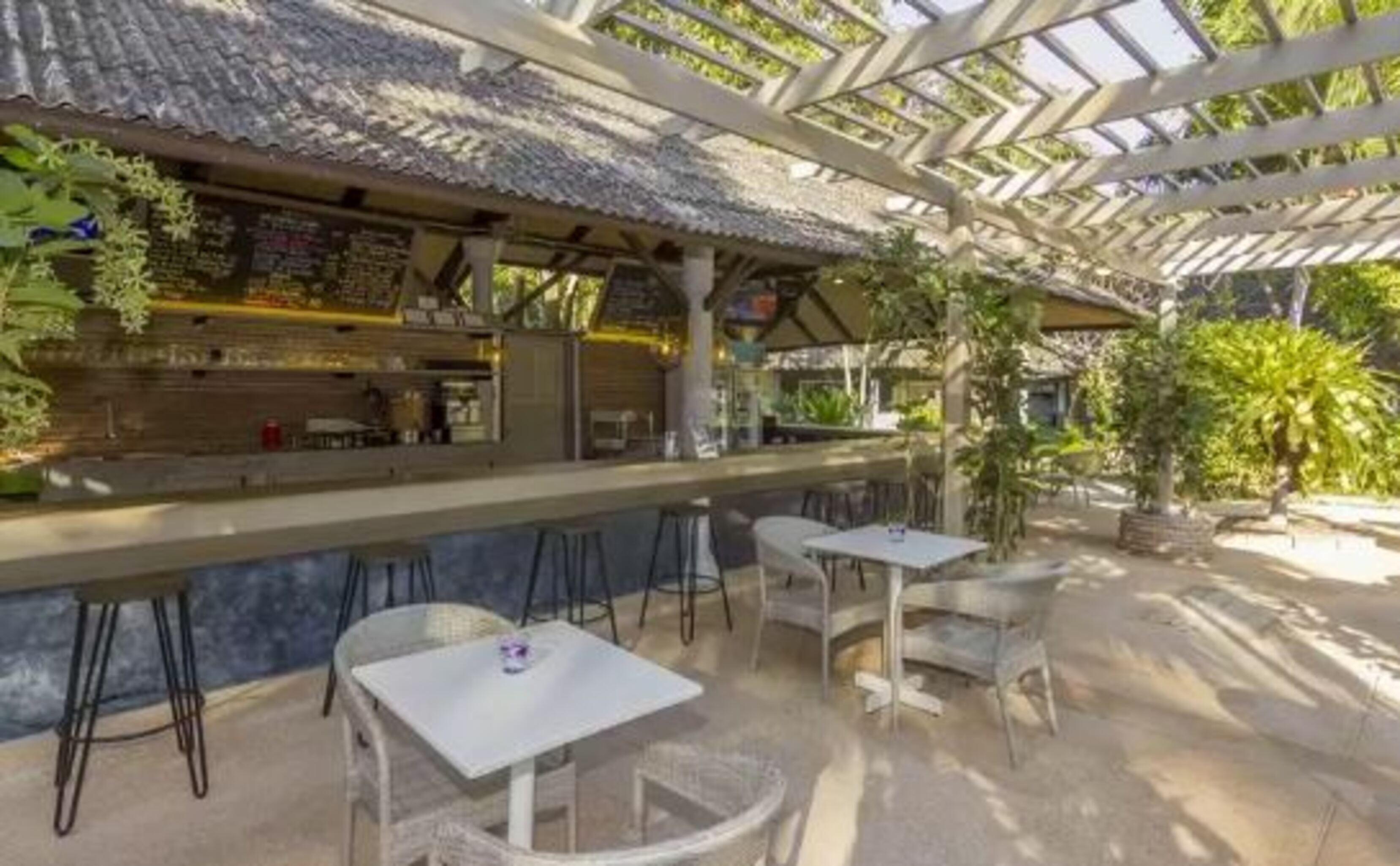 Let'S Hyde Pattaya Resort & Villas - Pool Cabanas Εξωτερικό φωτογραφία