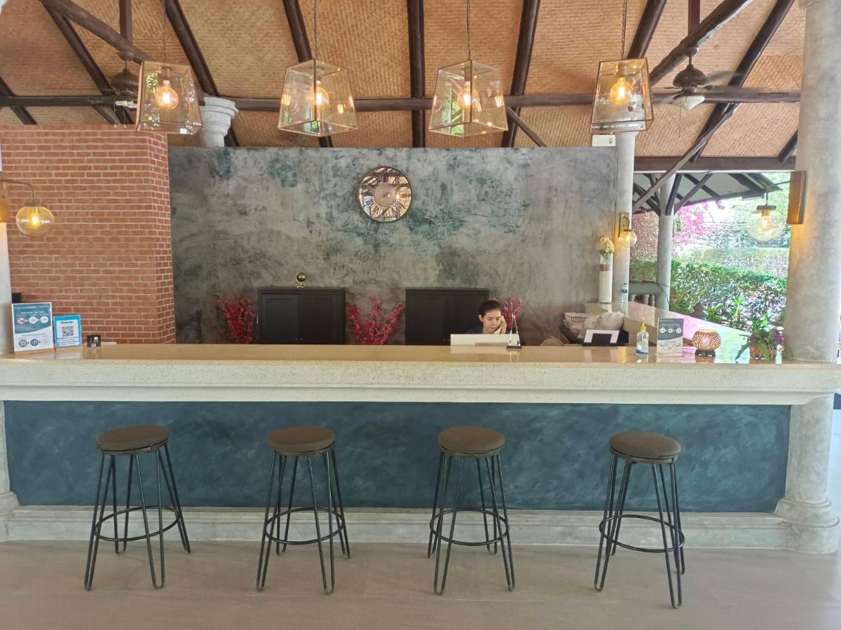 Let'S Hyde Pattaya Resort & Villas - Pool Cabanas Εξωτερικό φωτογραφία
