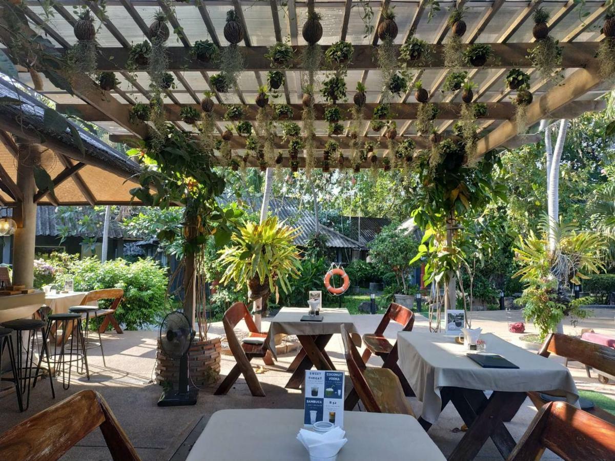 Let'S Hyde Pattaya Resort & Villas - Pool Cabanas Εξωτερικό φωτογραφία